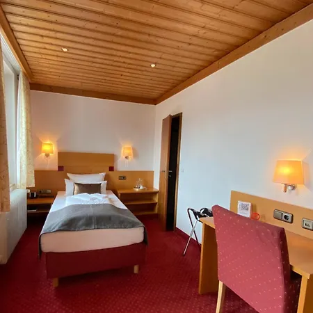 Strasser Hotel 4*