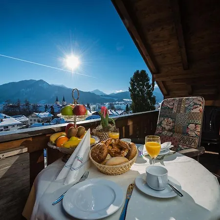 Strasser ホテル テガーンゼー